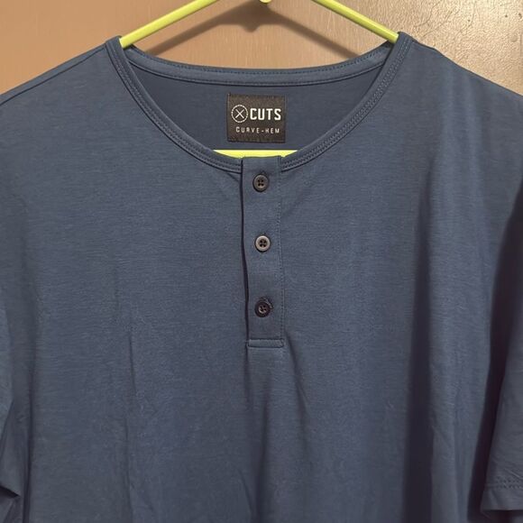 Cuts Clothing Men's Short  Sleeve Curve Hem Crew NeckSignature Fit Tee-XL - Picture 3 of 6